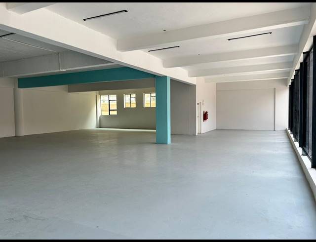 281M² WAREHOUSE TO LET IN WYNBERG